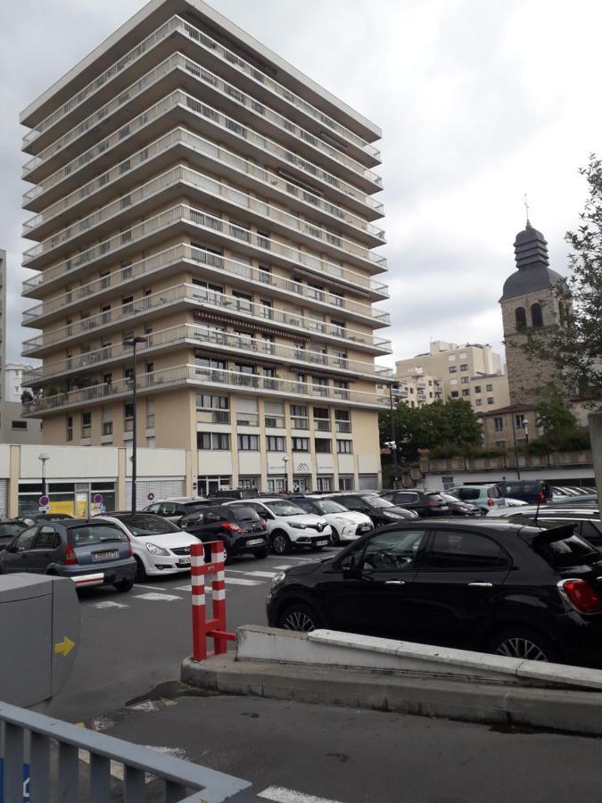Appartement Hyper Centre Avec Garage Saint-Etienne  Exteriér fotografie